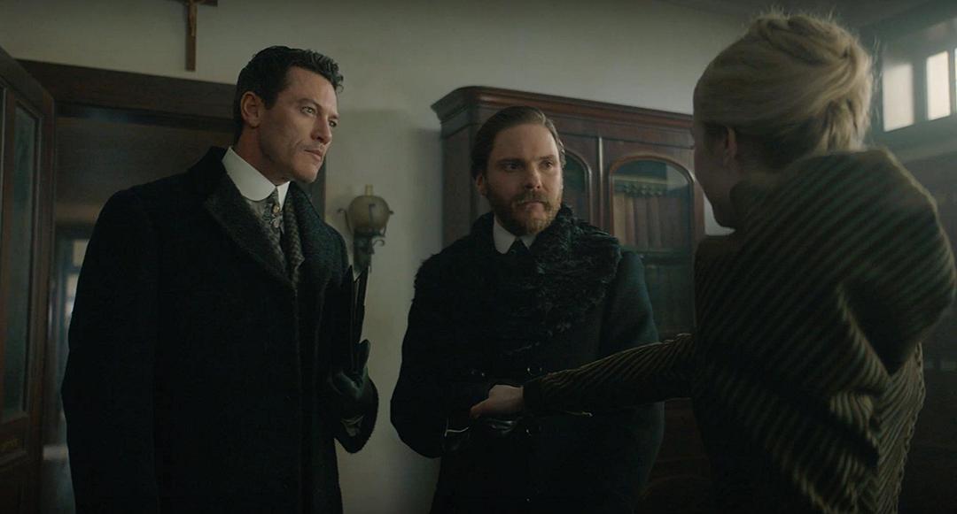 《沉默的天使》海报第29张图片