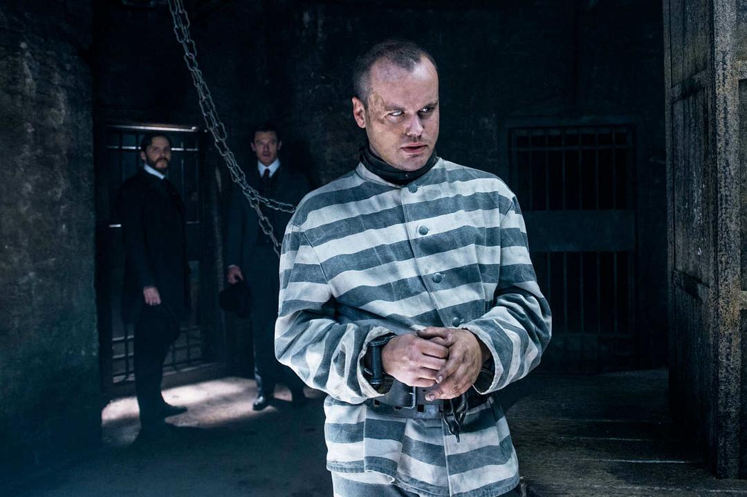 《沉默的天使》海报第17张图片