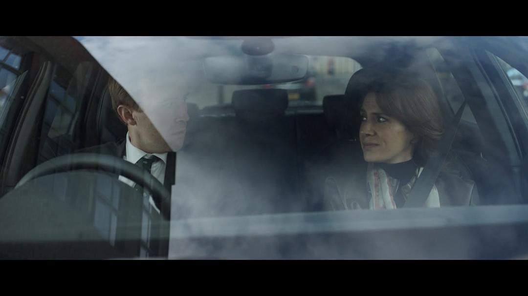 《连带伤害》剧照第25张图片