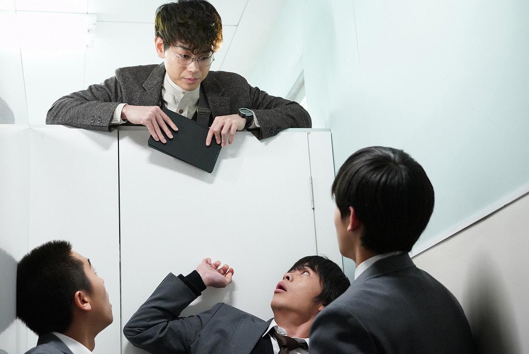 《3年A班:从现在起,大家都是人质》海报第9张图片 《3年A班:从现在起,大家都是人质》海报第9张图片