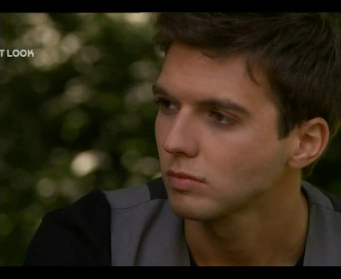 《hollyoaks:GayStoryline-JPC》海报第45张图片 《hollyoaks:GayStoryline-JPC》海报第45张图片