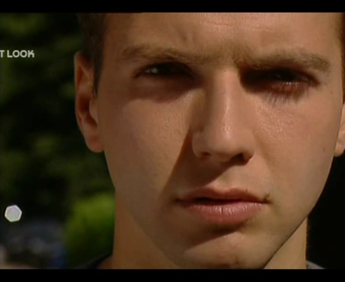 《hollyoaks:GayStoryline-JPC》海报第44张图片 《hollyoaks:GayStoryline-JPC》海报第44张图片